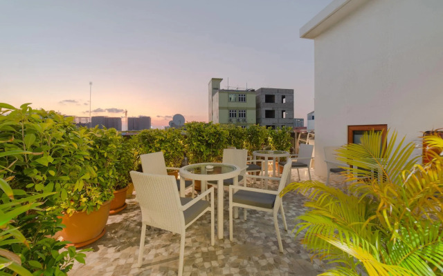 Samann Host Hotel