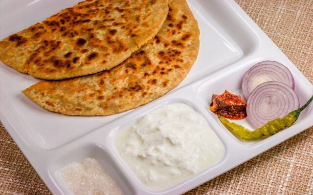 OYO 7445 Hotel Amritsar Residency