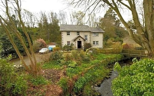 Grovewood House