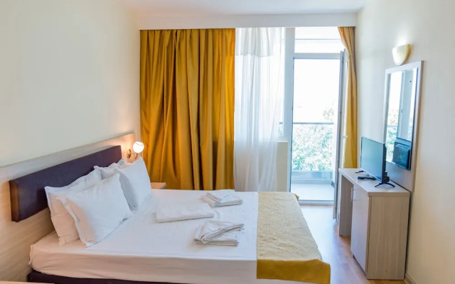 Apollo Hotel