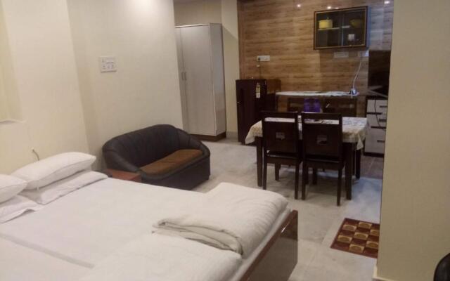 Service Apartments, Park Street, Calcutta