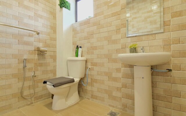 WhiteTerrace House Jalan Ipoh by BeeStay