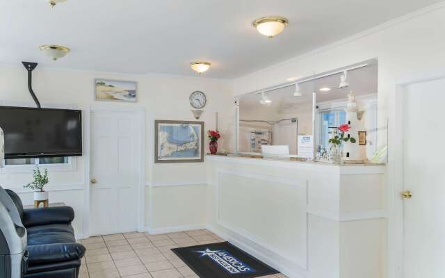 Americas Best Value Inn & Suites Hyannis Cape Cod