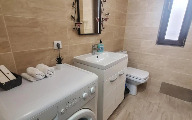 Morii Lake Apartment