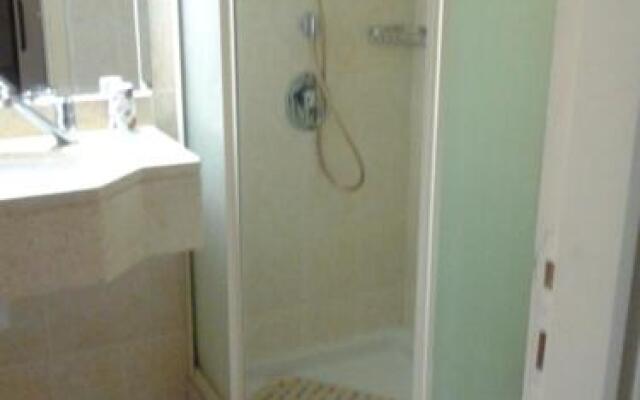 Rosary Sister Guest House Ein Karem