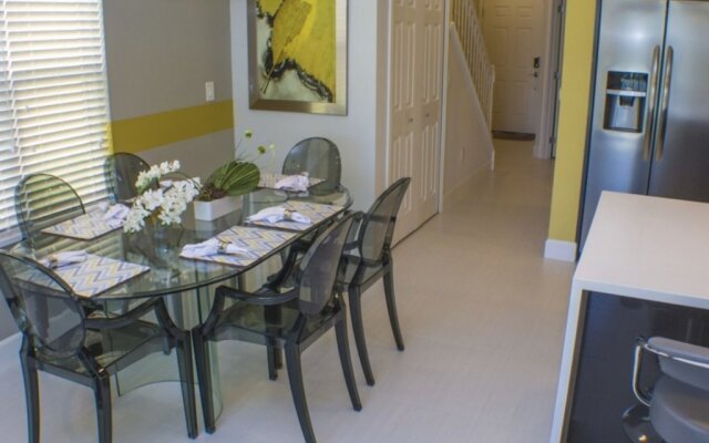 Malcom's Serenity Townhouse