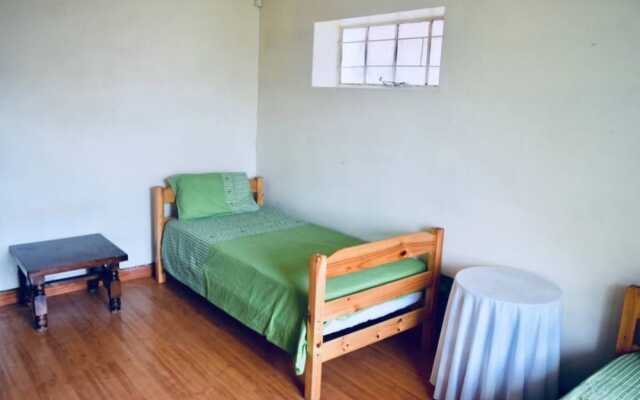 2 Bedroom House in Bo-kaap Area