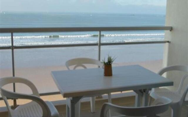 Appartement Saint-Gilles-Croix-de-Vie, 1 pièce, 4 personnes - FR-1-324-62