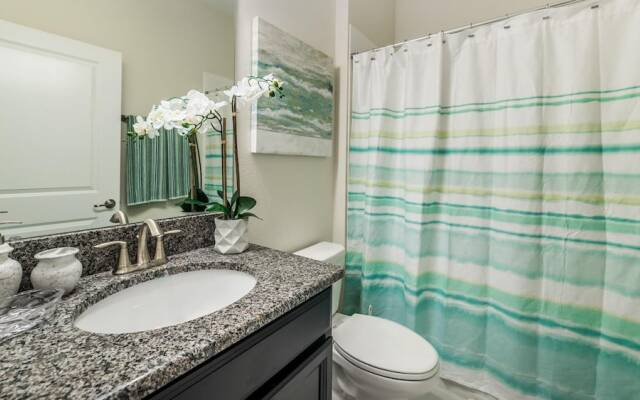 # 4725 Kings Castle Circle