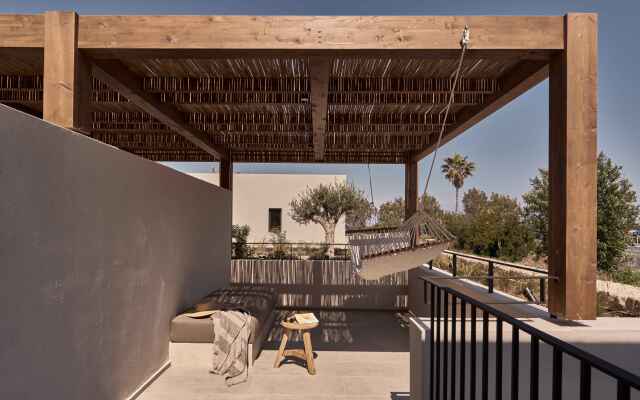 Theros All Suite Hotel - Adults Only