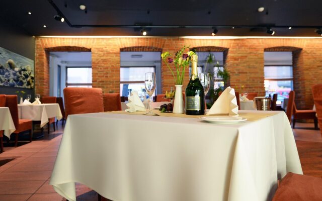 Navalis Hotel