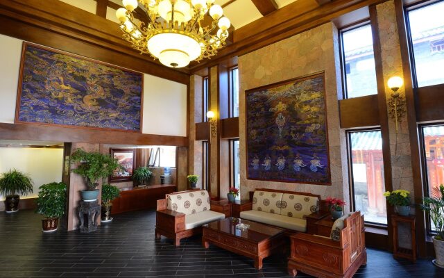Blue Moon Valley Hotel