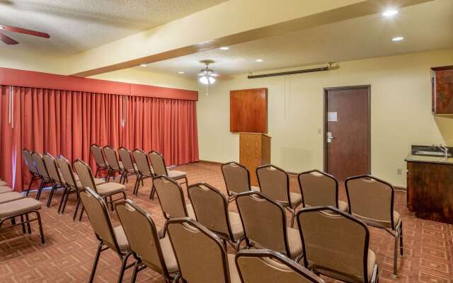 Comfort Suites - Near The Galleria