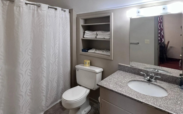 Rodeway Inn & Suites Hershey Chocolate Avenue