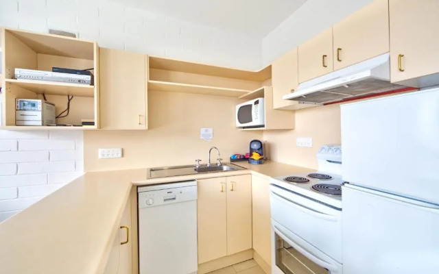 Snow Ski Apartments 18