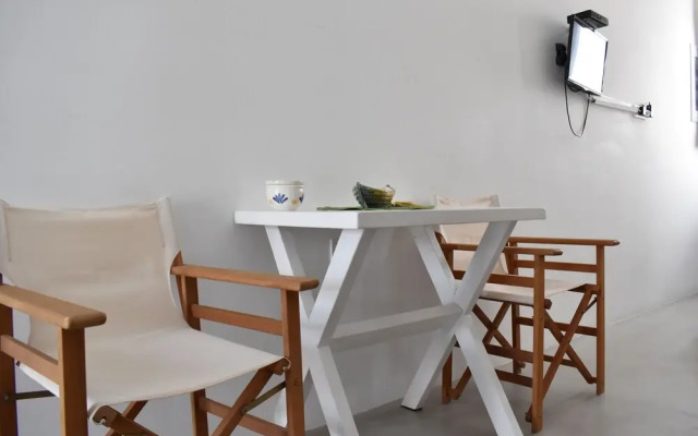 Chora Cozy Studios - Kythnos