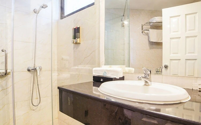 OYO 首都O 89508四季瑞丽酒店(Capital O 89508 Four Seasons Ruili Hotel)