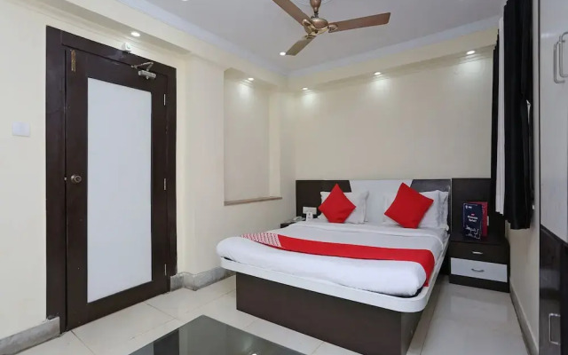 OYO 5249 Hotel Heera International