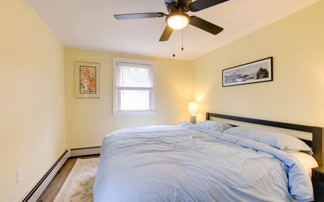 Family-friendly Bridgton Home, Steps to Lake!