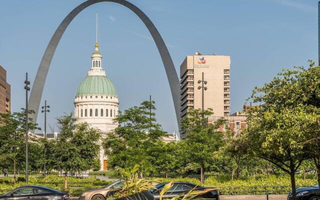 FRONTDESK 1209 Washington Ave Apts Downtown St Louis