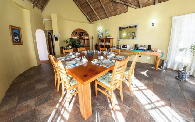 Maclear Manor Guesthouse