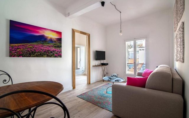 Romantic and new apartment in the famous Rue Meynadier in the supercentre of Cannes