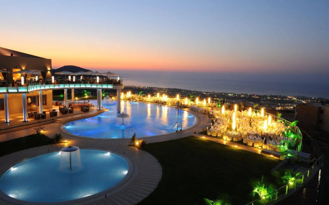 The Noverian Scenic Crete Hilltop Villa Resort & Spa
