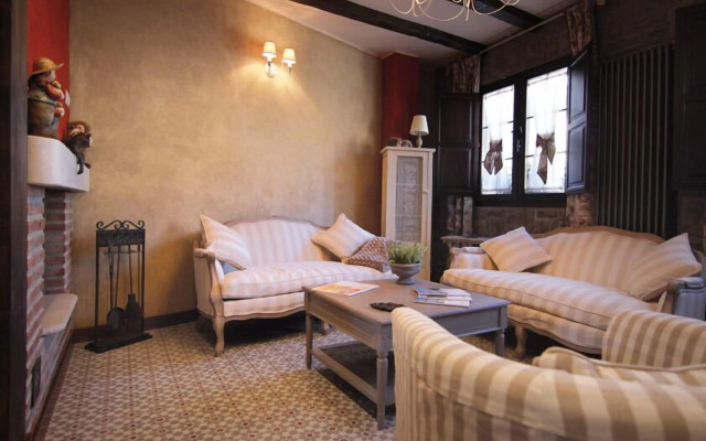 Hotel Rural La Tenada