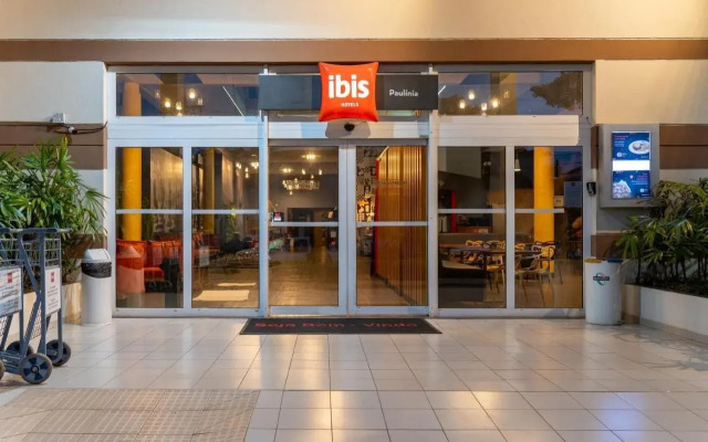 Ibis Paulinia
