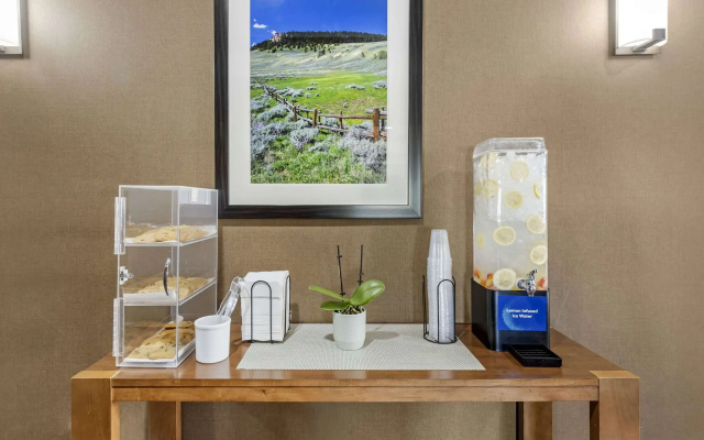 Comfort Inn & Suites Gillette near Campbell Medical Center