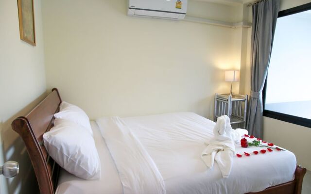 Specious Vacation Dia House 8 Minutes to Pristine Beach