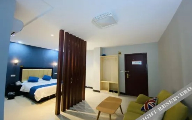 Taicang Tianyue Business Hotel