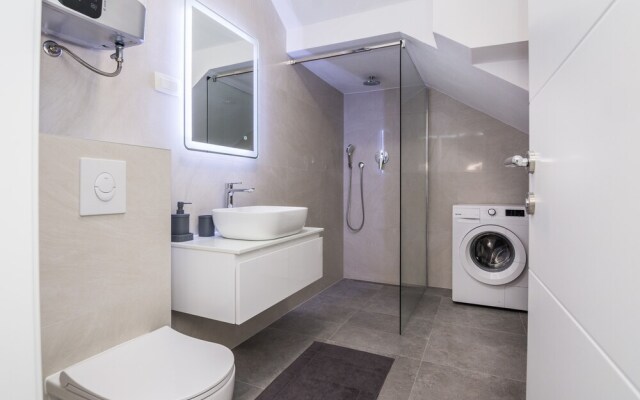 Apartment Spanic 1