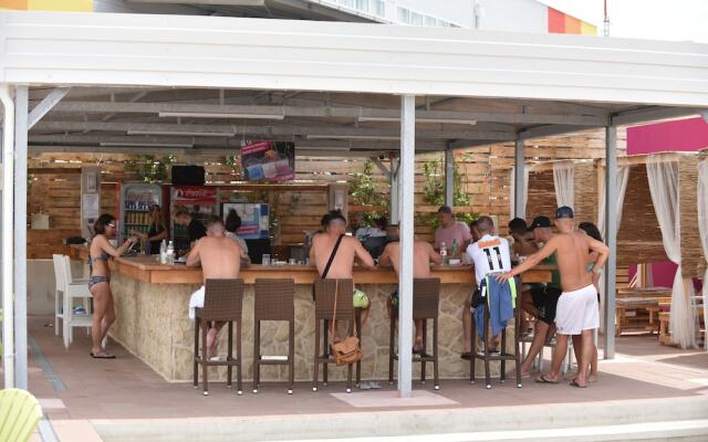Hostel Zrce - Adults Only
