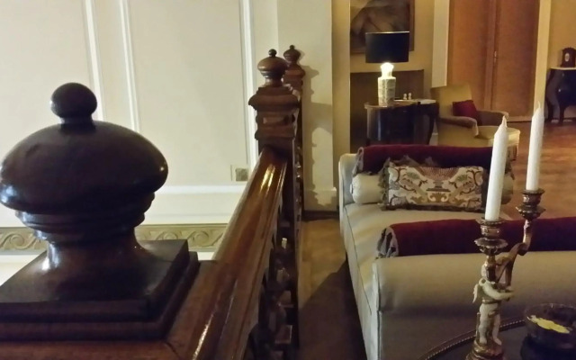 Grand Boutique Hotel