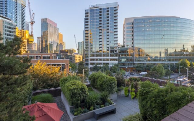 Domicile Suites at Mark on 8th