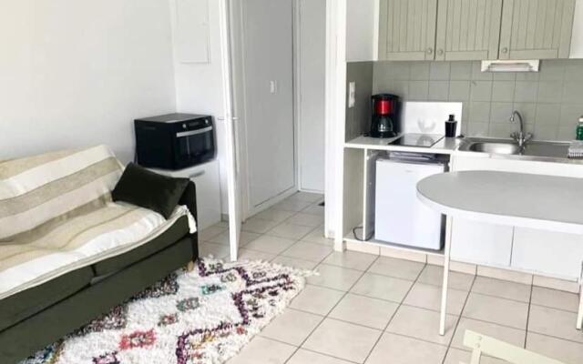 Appartement 1 chambre pour 2 pers - fraîchement rénové - terrasse - parking