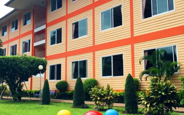 Somrudee Resort