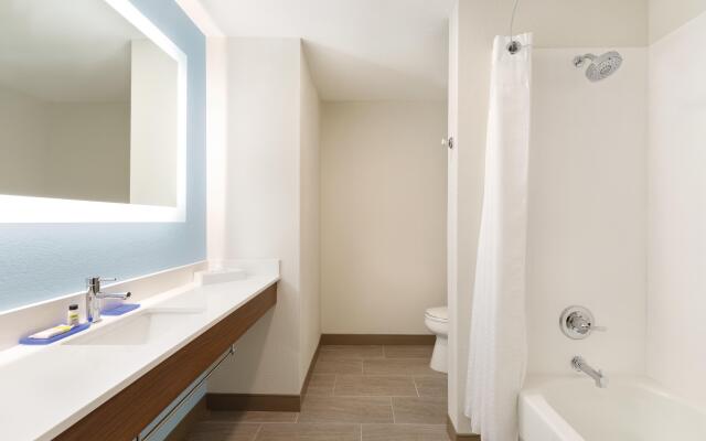 Holiday Inn Express Hotel & Suites Lavonia by IHG