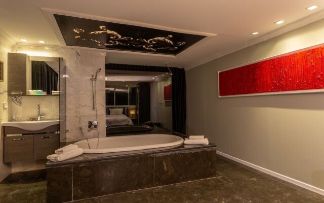 Alma Suites