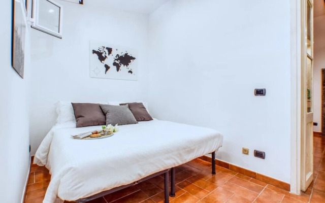 Charming Little Flat in the Heart of Trastevere