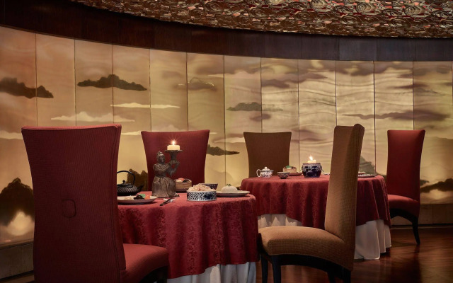 Shangri-La Residences and Apartments