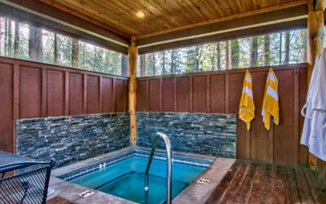 Black Bear Lodge