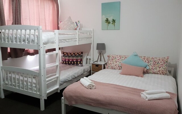 Forbes Grove Budget Private Rooms
