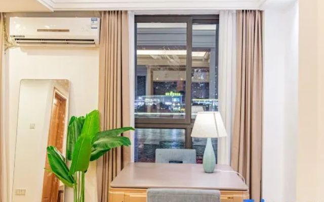 Recalling Yangtze River Hotel