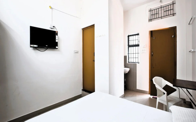 Sarvam Lodge