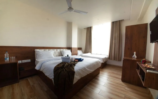 Hotel Aishwarya And Restaurant