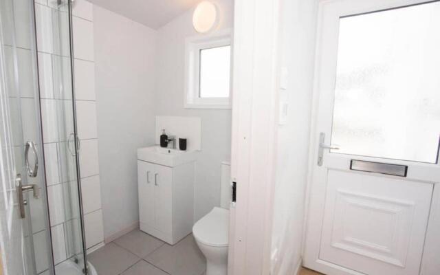 Cosy, modern annexe in Totnes