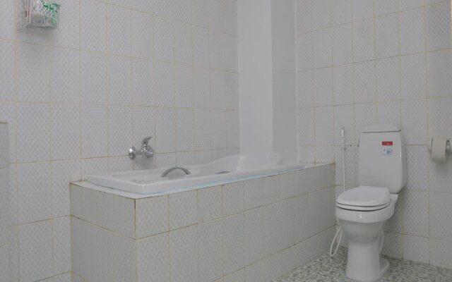 Golden Star Hotel