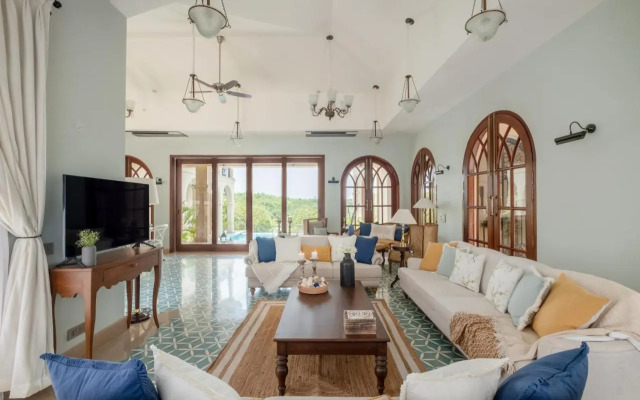 LohonoStays Sacri Borod Hill 7